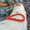 Kép 5/5 - Korall karkötő 4-5 mm, színkezelt