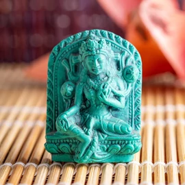 Türkiz Zöld Tara szobor