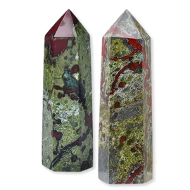 Sárkányvérkő csiszolt csúcs