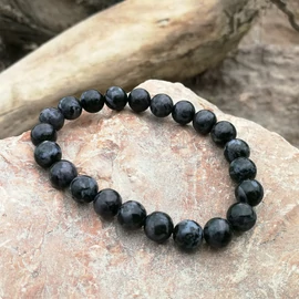 Indigó gabbró karkötő 8 mm