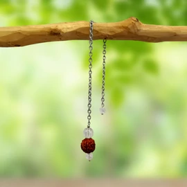 Szent rudraksha - hegyikristály inga Szent rudraksha - hegyikristály inga
