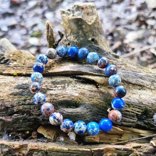 Regalit sötétkék karkötő 8 mm