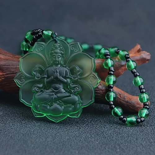 Kuan-Jin amulett nyakláncon