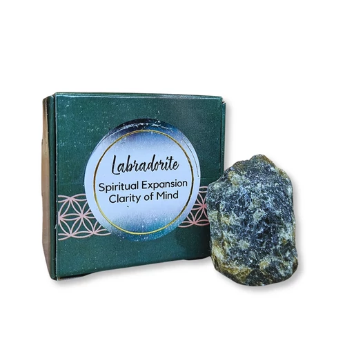 Labradorit - nyers, dobozban